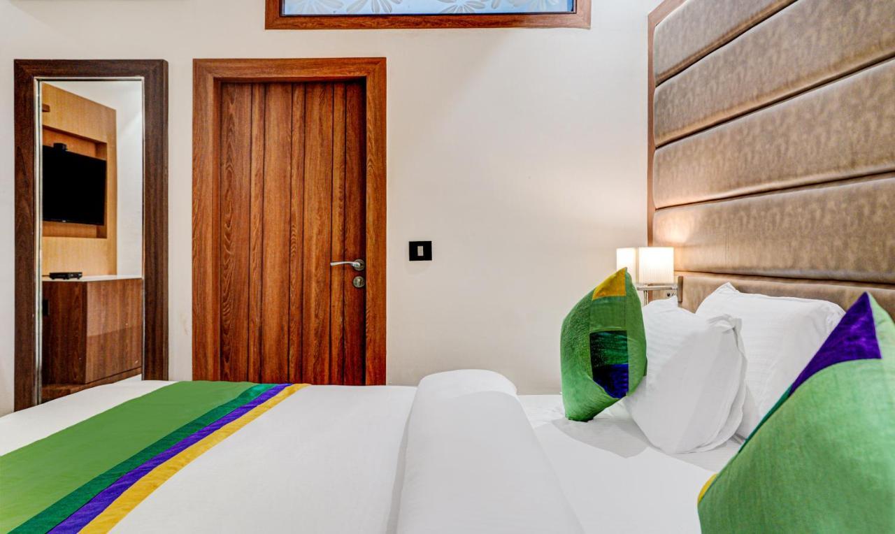 Hotel Sun Grand Dehradun Bagian luar foto