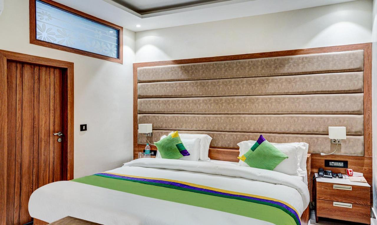 Hotel Sun Grand Dehradun Bagian luar foto