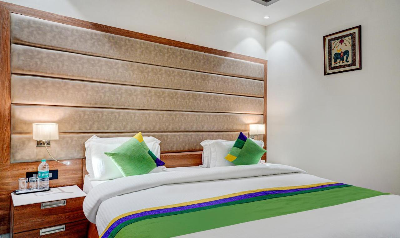 Hotel Sun Grand Dehradun Bagian luar foto