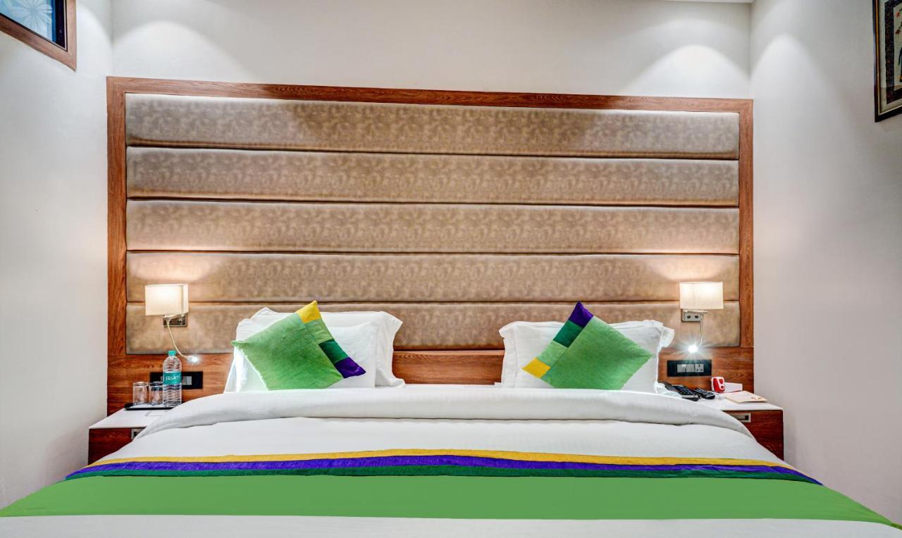 Hotel Sun Grand Dehradun Bagian luar foto