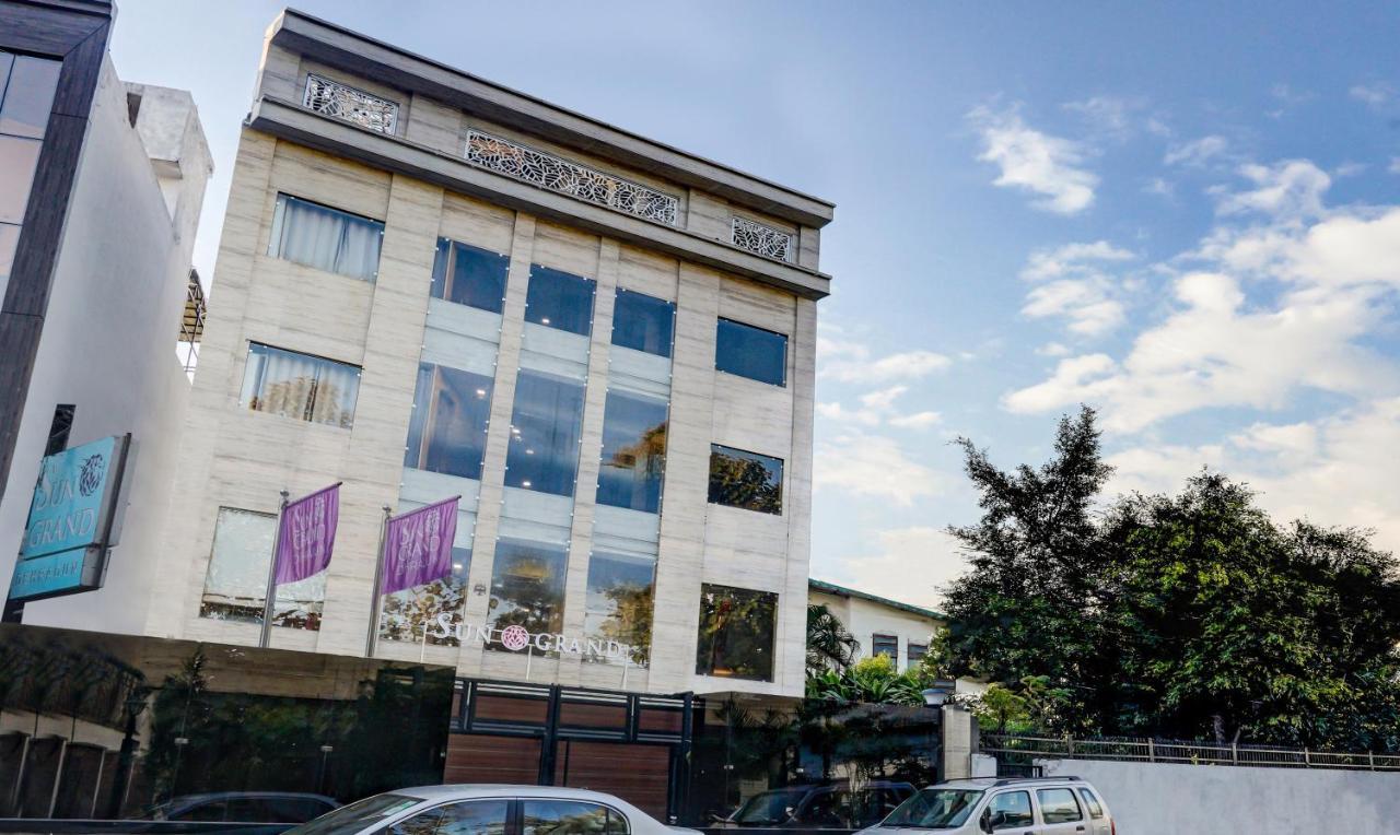 Hotel Sun Grand Dehradun Bagian luar foto